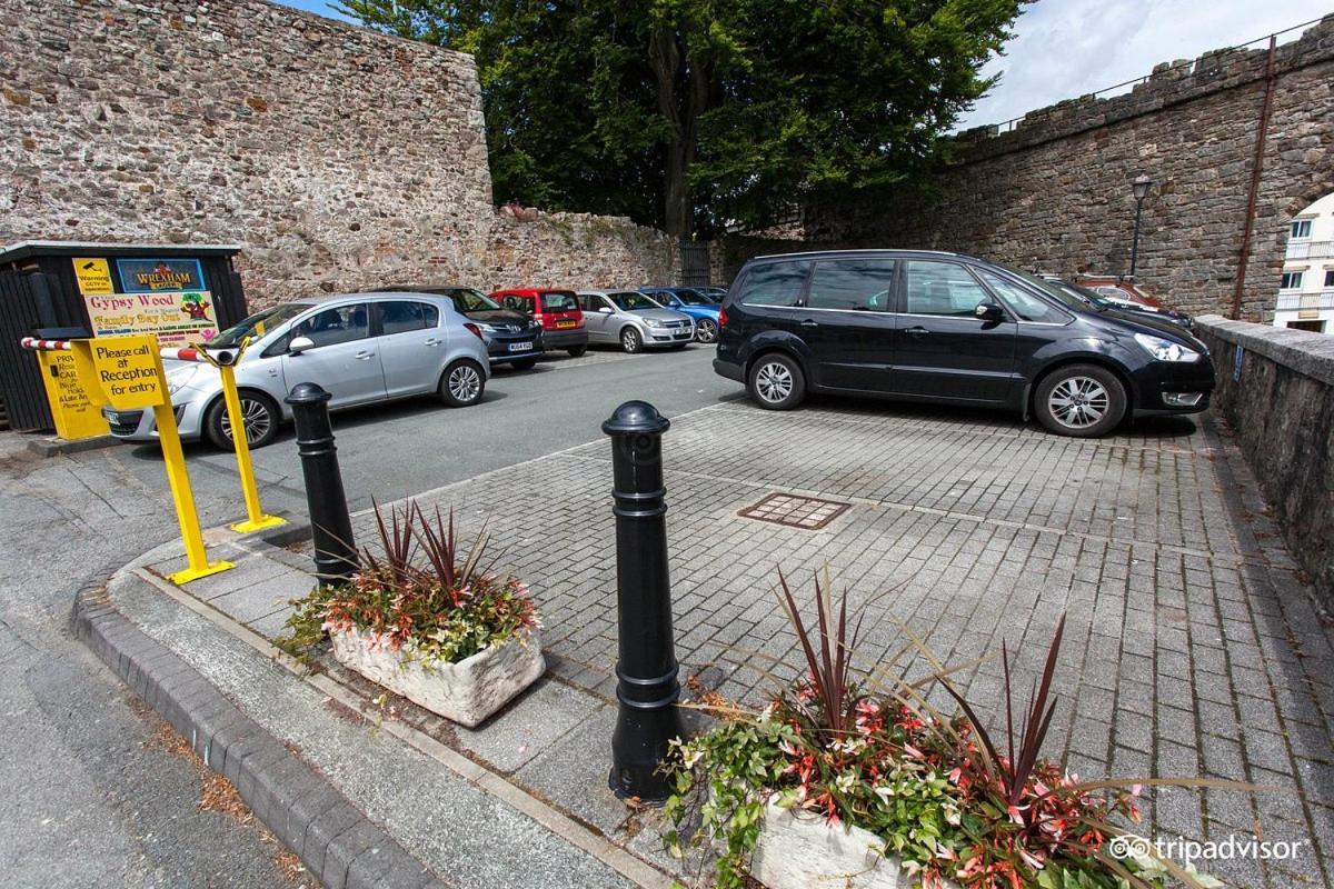 Ty Dre Town House Hotell Caernarfon Exteriör bild